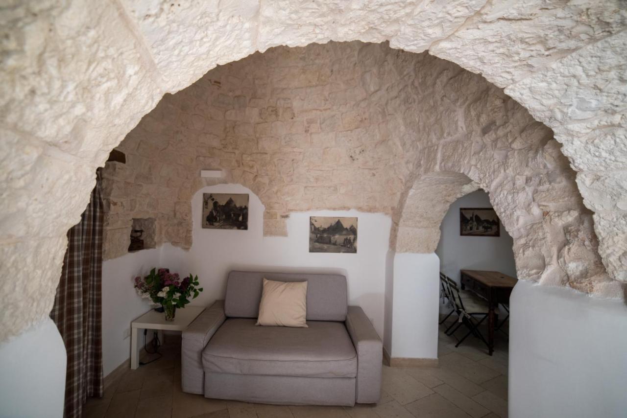 Charming Trulli Aparthotel Alberobello Exterior photo