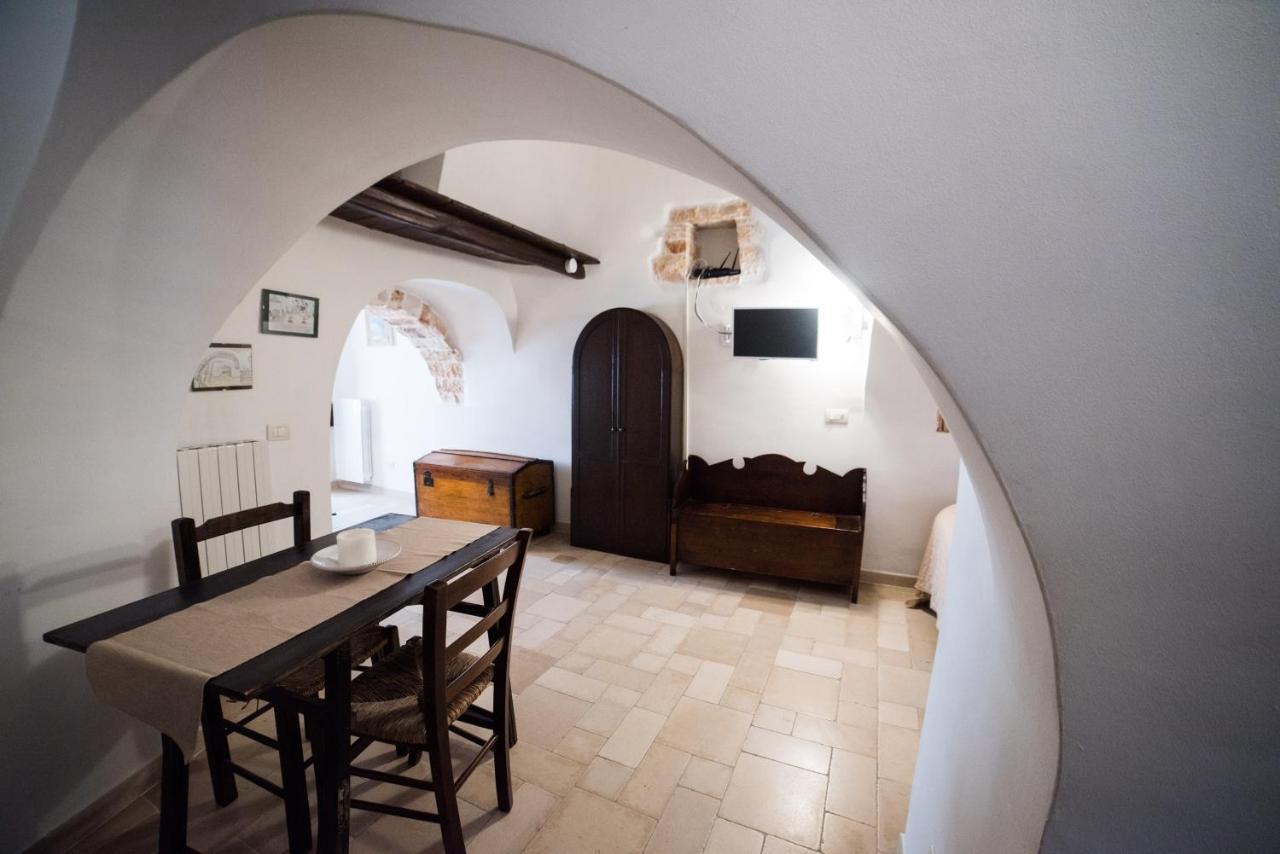 Charming Trulli Aparthotel Alberobello Exterior photo