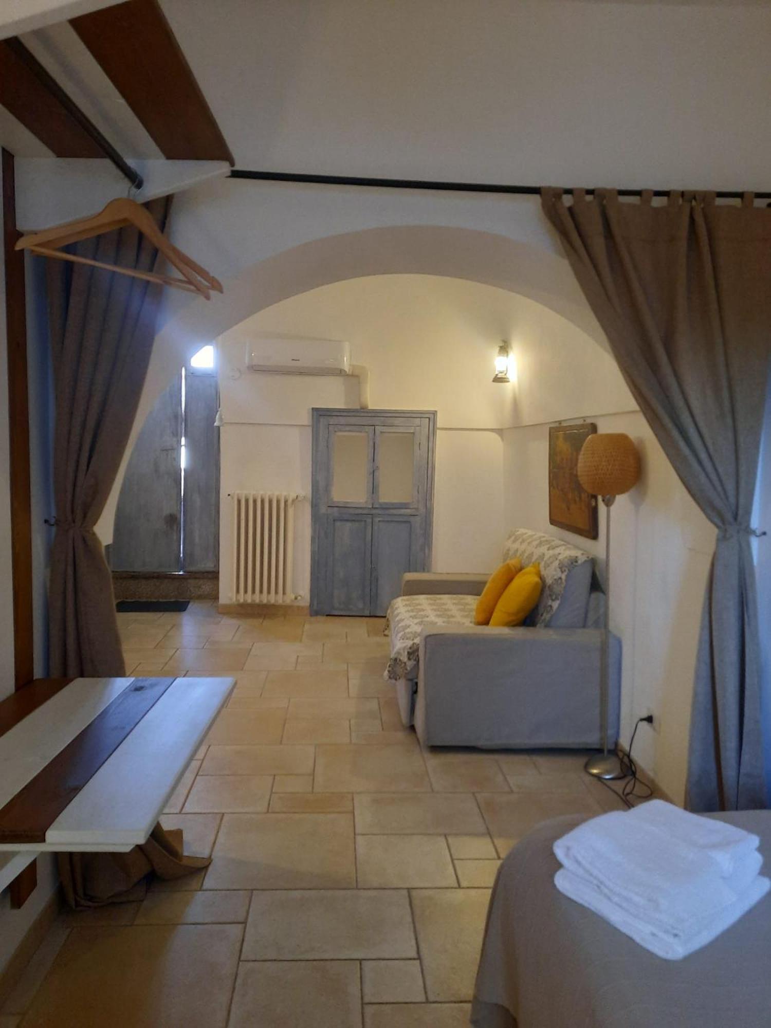 Charming Trulli Aparthotel Alberobello Exterior photo