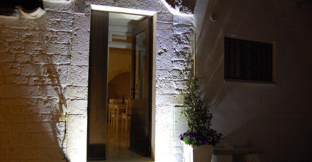 Charming Trulli Aparthotel Alberobello Exterior photo